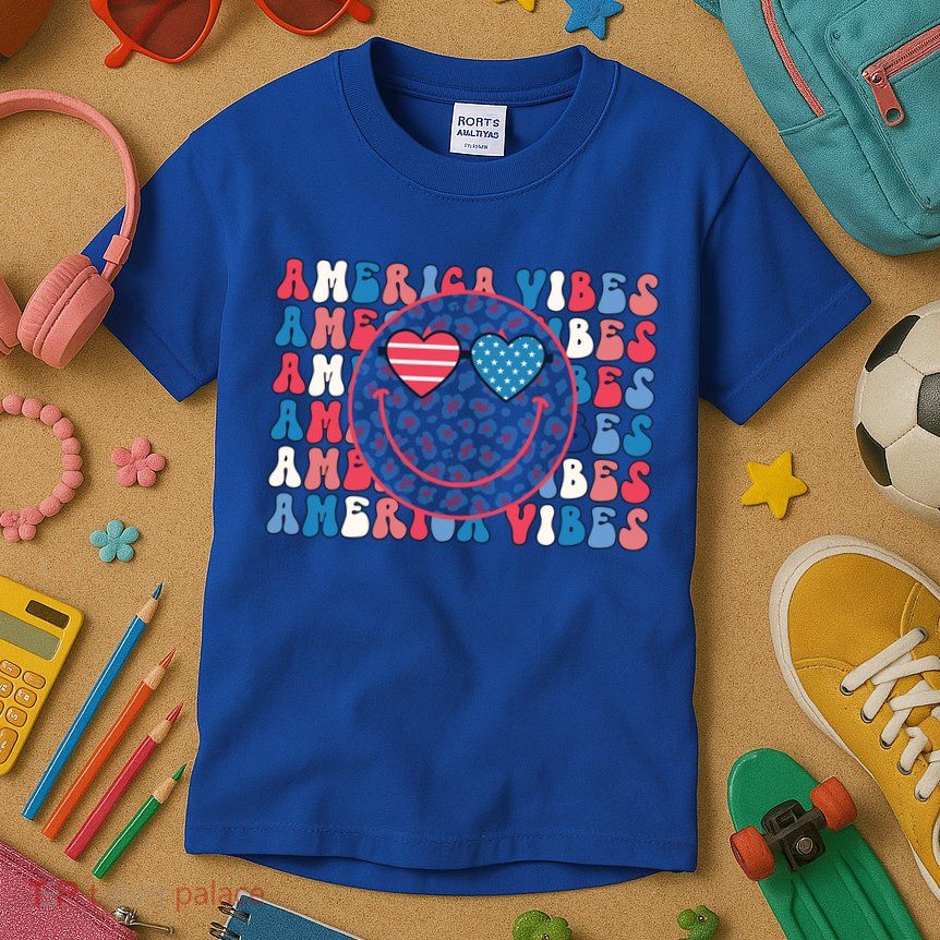 4th Of July America Vibes Happy Smile Patriotic Meaningful Gift Kids T-Shirt