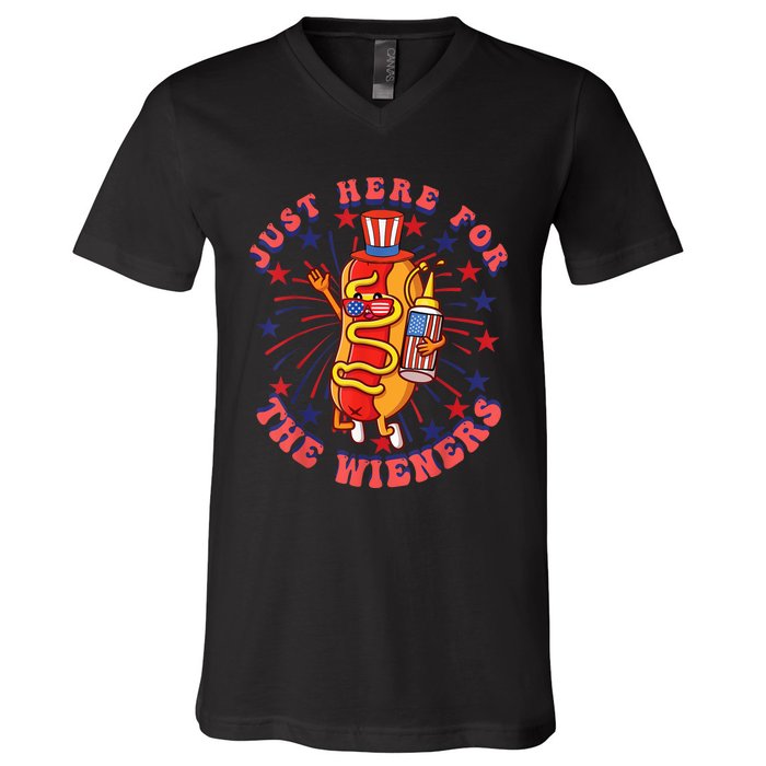 4th Of July I'm Just Here For The Wieners Hot Dogs Funny V-Neck T-Shirt