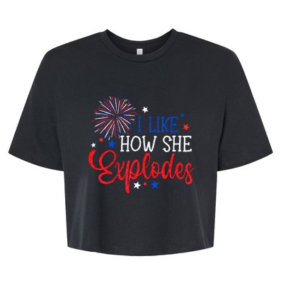 4th Of July I Like How She Explodes Fireworks Funny Couple Bella+Canvas Jersey Crop Tee