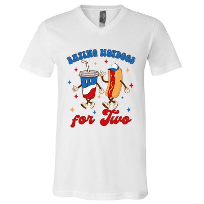 4th Of July Pregnancy Announcement Eating Hotdogs For Two V-Neck T-Shirt