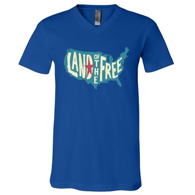 4th Of July Map Of The Usa Land Of The Free Meaningful Gift V-Neck T-Shirt