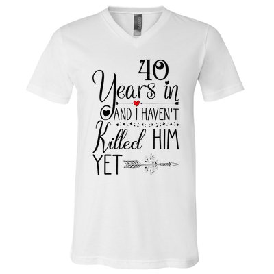 40th Wedding Anniversary For Her Wife 40 Years Of Marriage V-Neck T-Shirt