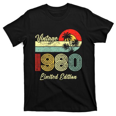 43 Years Old Vintage 1980 Limited Edition 43rd Birthday T-Shirt