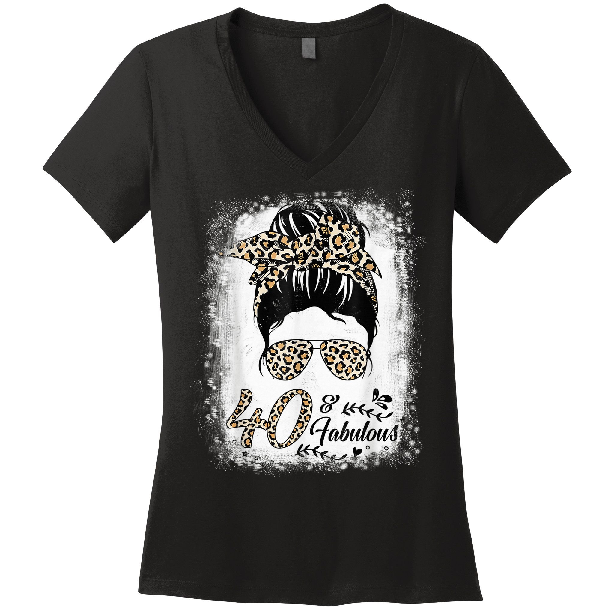 40 Years Old Fabulous Messy Bun Leopard 40th Birthday Women's V-Neck T-Shirt