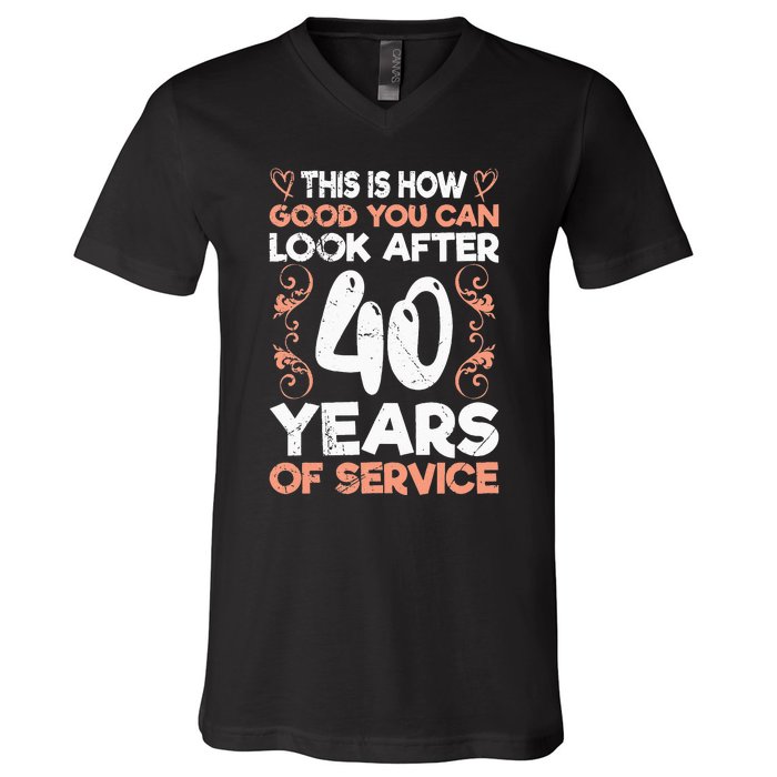 40 years of service 40 years of work anniversary V-Neck T-Shirt