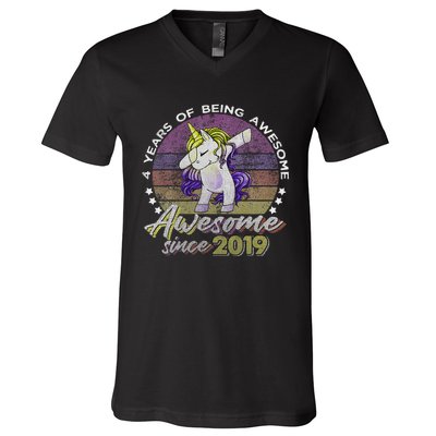 4 Years Old Dabbing Unicorn Gifts 4th Birthday Party V-Neck T-Shirt