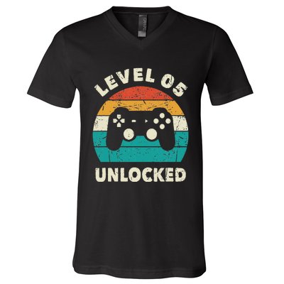 5th Birthday Decoration Gift Level 5 Unlocked Video Gamer V-Neck T-Shirt