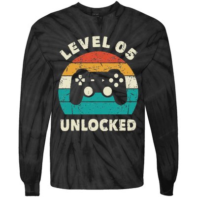 5th Birthday Decoration Gift Level 5 Unlocked Video Gamer Tie-Dye Long Sleeve Shirt