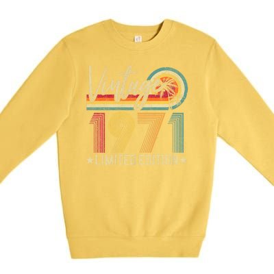 53rd Birthday Vintage 1971 53 Years Old Retro Premium Crewneck Sweatshirt