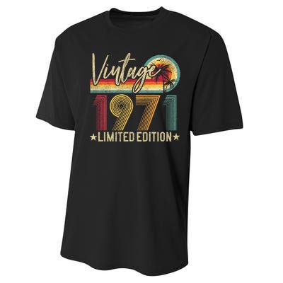 53rd Birthday Vintage 1971 53 Years Old Retro Performance Sprint T-Shirt