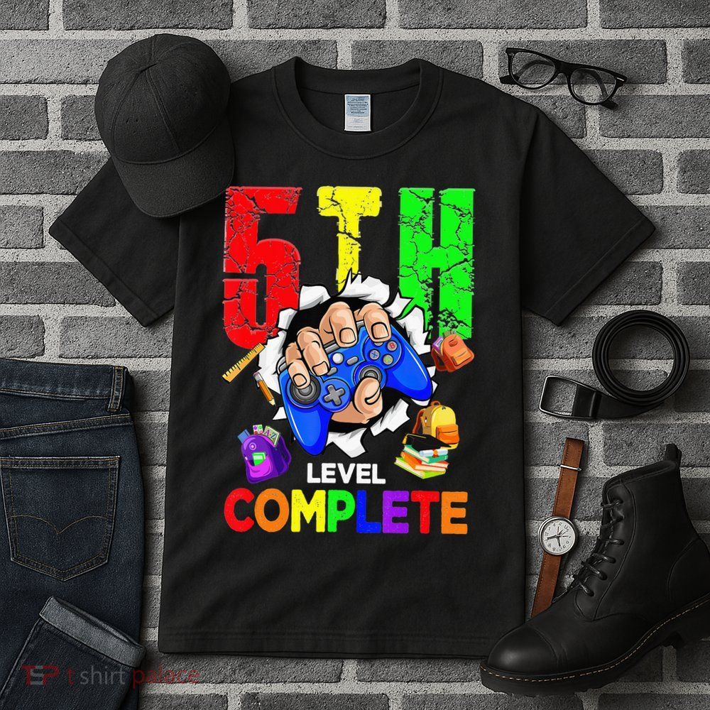 5Th Grade Level Complete Graduation Last Day Of School Tall T-Shirt