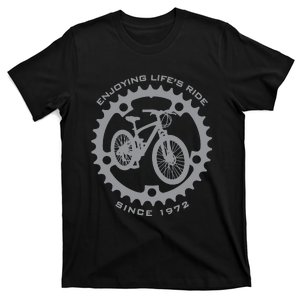 50 Year Old Mountain Biker Biking Cycling 1972 50th Birthday T-Shirt