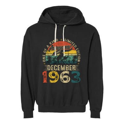 60 Years Old Made In December 1963 60th Birthday Gifts Wo Garment-Dyed Fleece Hoodie