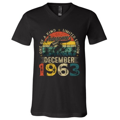 60 Years Old Made In December 1963 60th Birthday Gifts Wo V-Neck T-Shirt