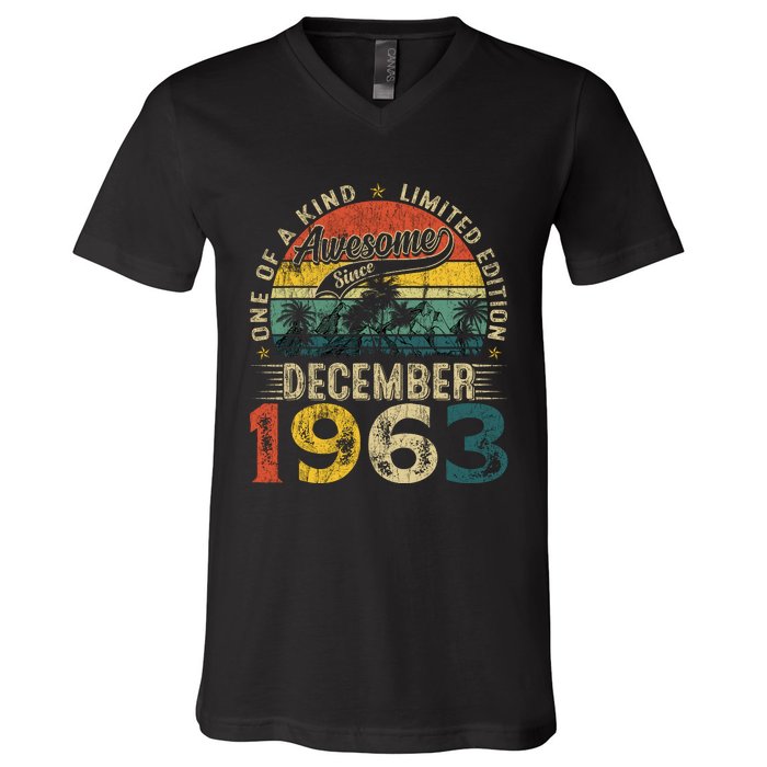 60 Years Old Made In December 1963 60th Birthday Gifts Wo V-Neck T-Shirt