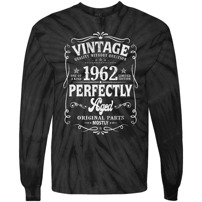 60 Year Old Vintage 1962 60th Birthday Gifts Made In 1962 Tie-Dye Long Sleeve Shirt