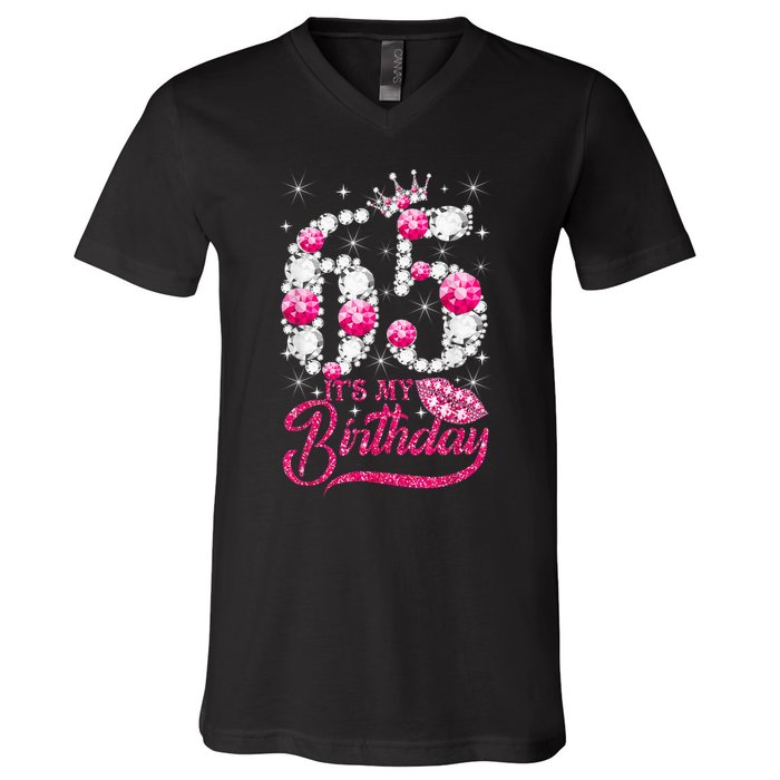 65 Year Old Gifts It's my 65th Birthday Pink Diamond Crown V-Neck T-Shirt