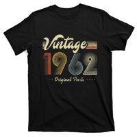 61 Years Old Vintage 1962 Limited Edition 60th Birthday T-Shirt