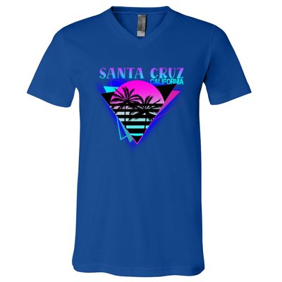 70er 80er In California City Santa Cruz Gift V-Neck T-Shirt