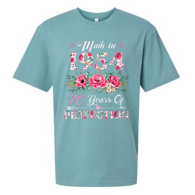 70 Year Old Made In 1954 Floral 70th Birthday Gifts Sueded Cloud Jersey T-Shirt