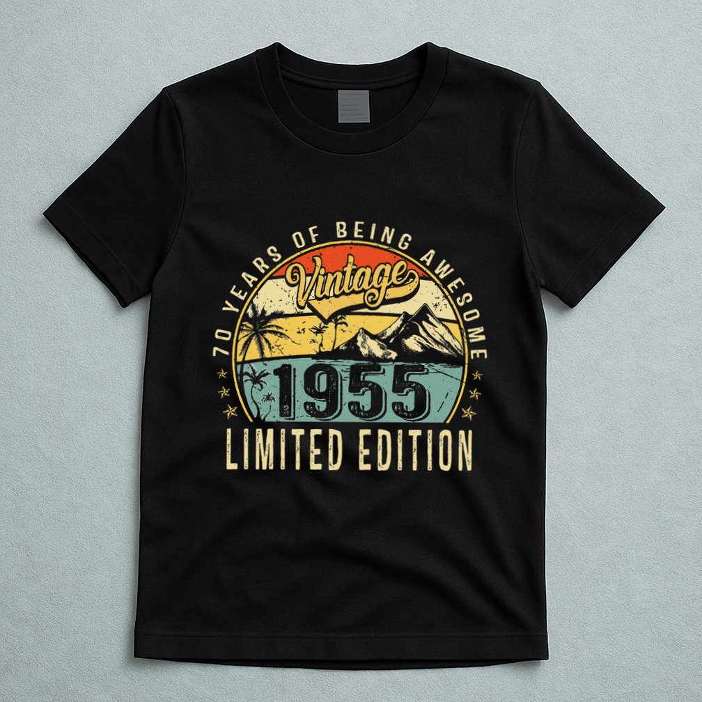 70 Years Old Gift Vintage 1955 70th Birthday Retro Gift T-Shirt