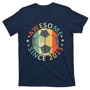 8th Birthday 8 Yrs Old Awesome Since 2015 Soccer Player T-Shirt