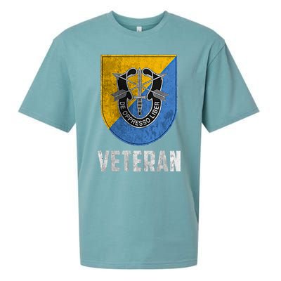 8th Special Forces Group Veteran Military Papa Xmas Sueded Cloud Jersey T-Shirt