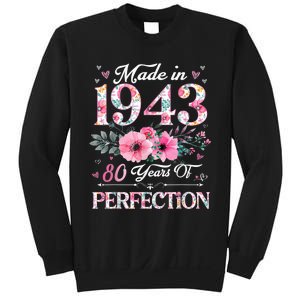 80 Year Old Made In 1943 Floral 80th Birthday Gifts wo Sweatshirt