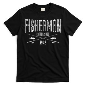 81 Year Old Fisherman Fishing 1942 81st Birthday Cute T-Shirt