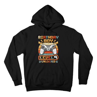 9Th Birthday  Vintage Video Gamer Level 9 Unlocked Hoodie