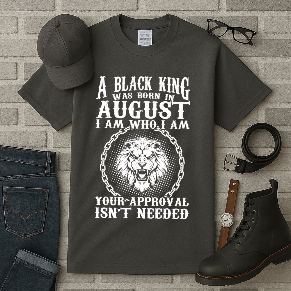 A Black King Was Born In August Birthday Lion Tall T-Shirt