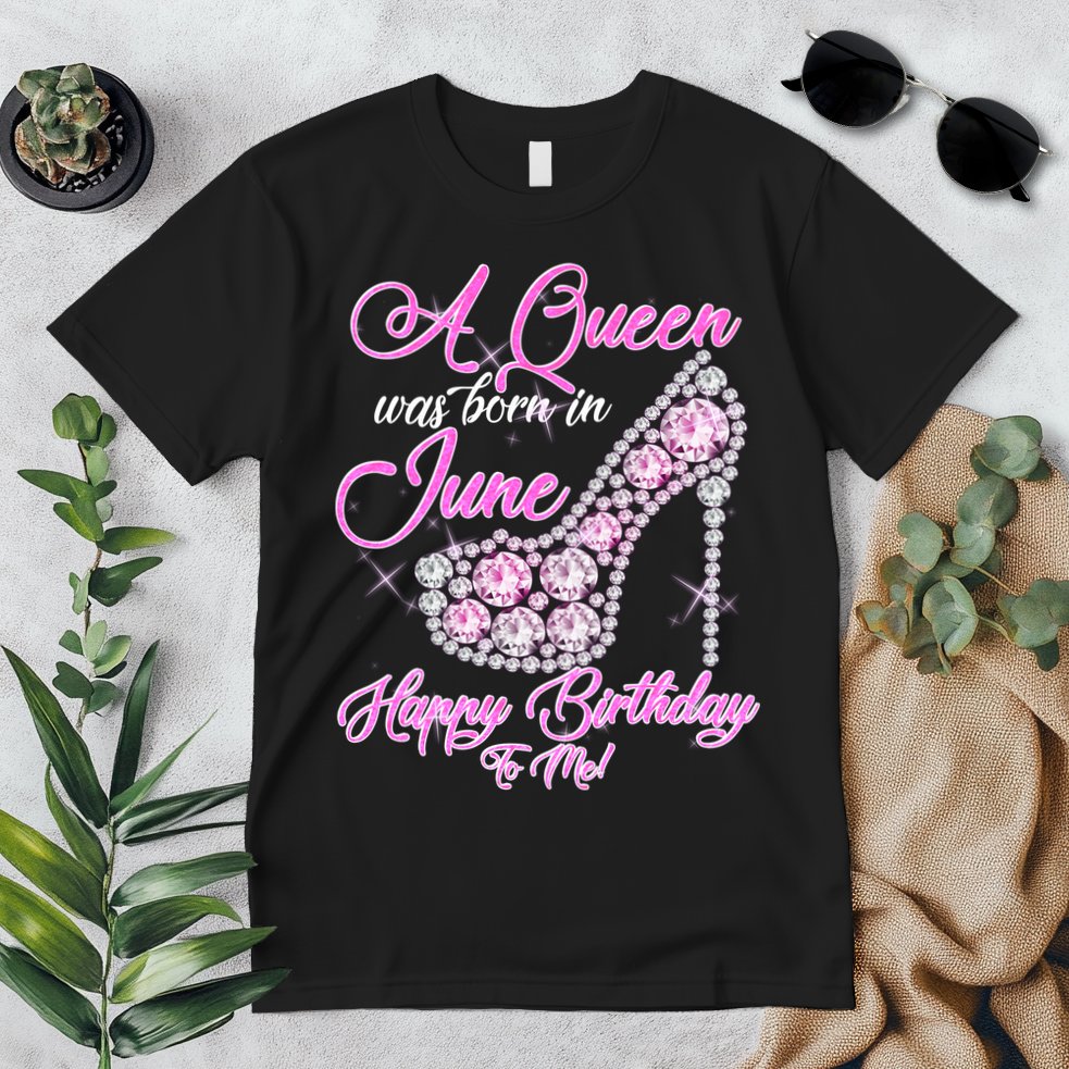 A Queen Was Born in June Fancy Birthday Premium T-Shirt