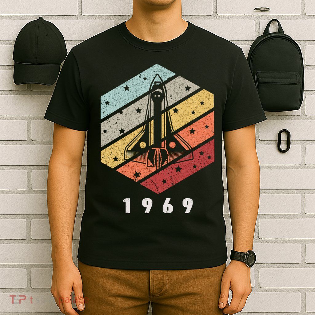 Apollo 11 1969 NASA Space Moon Landing Astronaut Vintage Retro T-Shirt