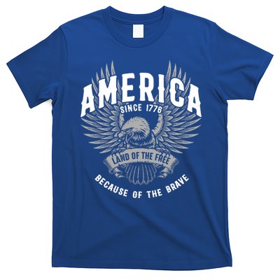 America 1776 Land Of Free Because Of The Brave Usa Eagle Cool Gift T-Shirt