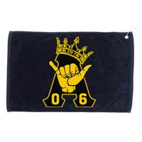 Alpha African 1906 Fraternity Hand Sign Crown Grommeted Golf Towel