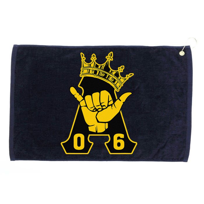 Alpha African 1906 Fraternity Hand Sign Crown Grommeted Golf Towel