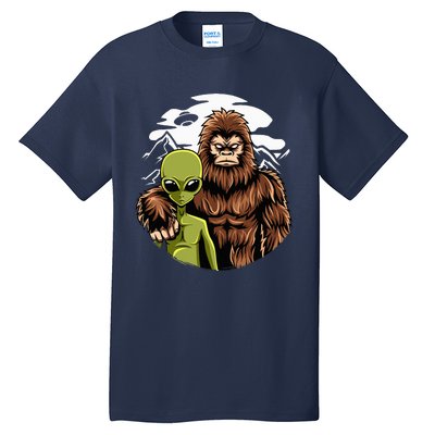 Alien And Bigfoot UFO Abduction Believer Tall T-Shirt