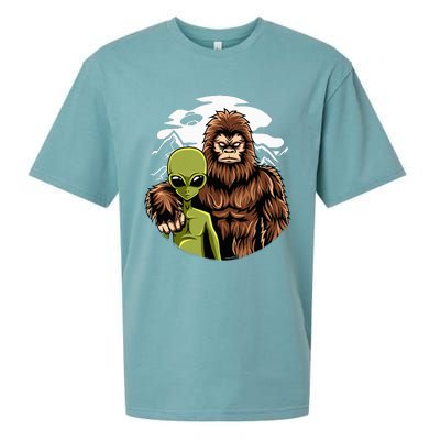 Alien And Bigfoot UFO Abduction Believer Sueded Cloud Jersey T-Shirt