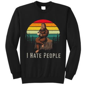 Alien And Bigfoot I Hate People Funny Sasquatch Sweatshirt