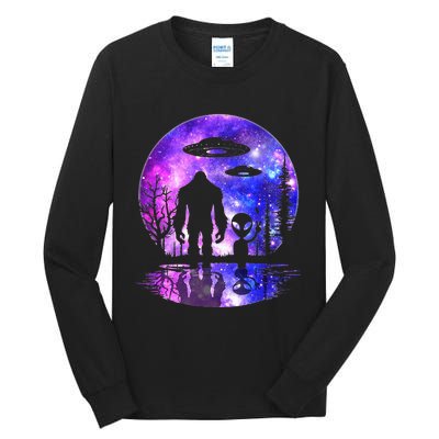 Alien And Bigfoot Full Moon Sasquatch Ufo Tall Long Sleeve T-Shirt