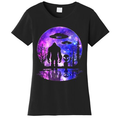 Alien And Bigfoot Full Moon Sasquatch Ufo Women's T-Shirt