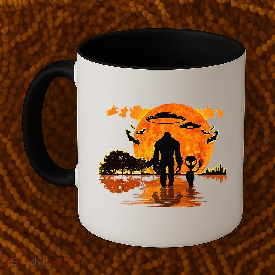 Alien And Bigfoot Sasquatch Moon Halloween Mug