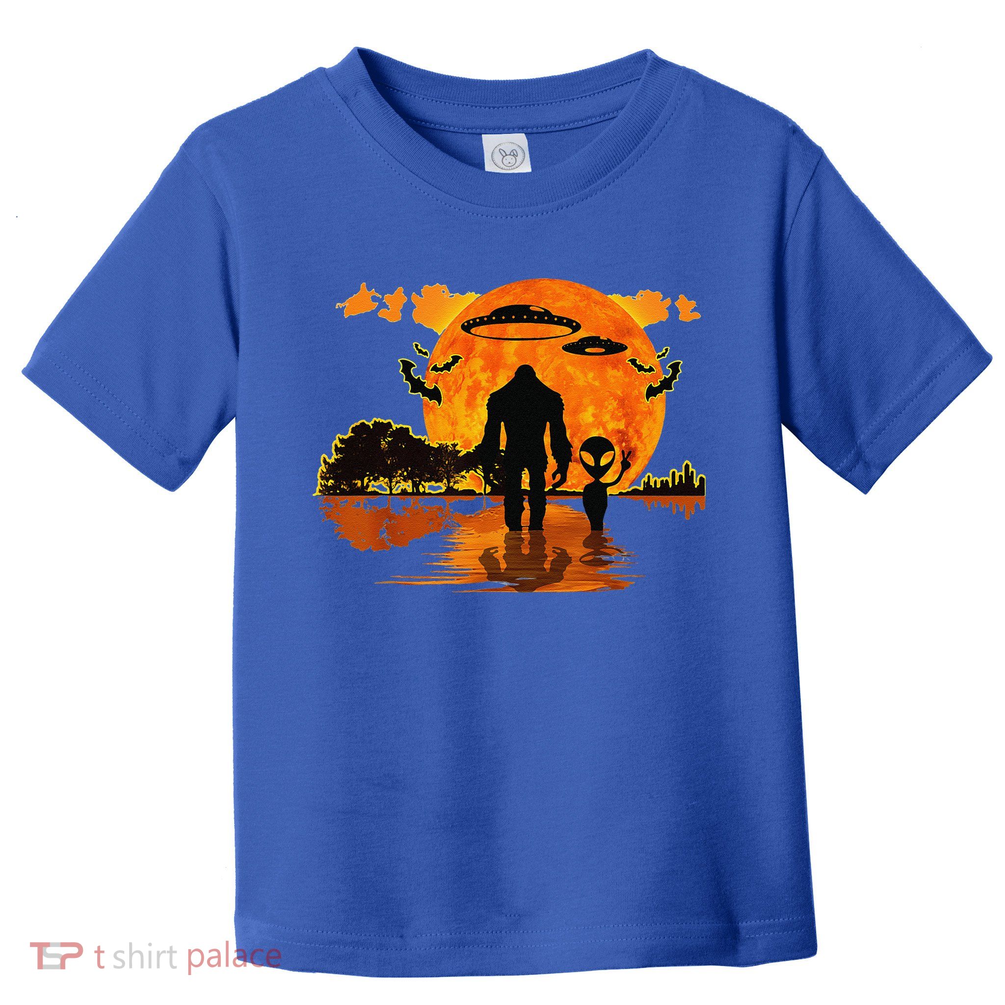 Alien And Bigfoot Sasquatch Moon Halloween Toddler T-Shirt