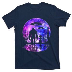 Alien And Bigfoot Full Moon Sasquatch UFO T-Shirt