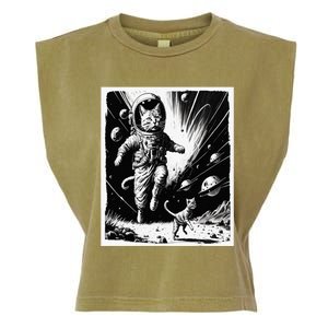 Aliens Abducting cats into Flying UFO Saucer in Cosmic Space Garment-Dyed Women's Muscle Tee