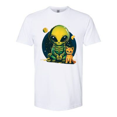 Alien And Cat Funny Cat Selfie With Alien Vintage Ufo Funny Softstyle® CVC T-Shirt