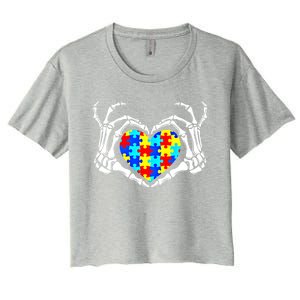 Autism Awareness Love Heart Puzzle Piece Autism Familly Cool Gift Women's Crop Top Tee