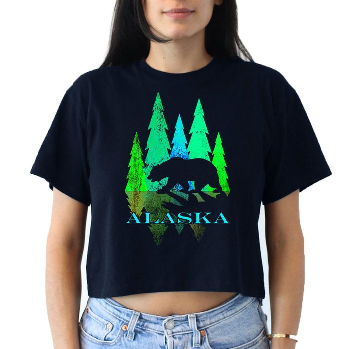 Alaska Alaskan Northern Light Trees With Bear Women's Crop Top Tee