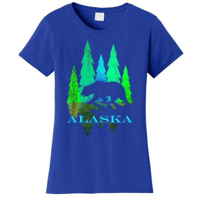 Alaska Alaskan Northern Light Trees With Bear Women's T-Shirt