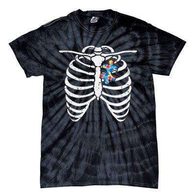 Autism Awareness Puzzle Skeleton Xray Halloween Costume Tie-Dye T-Shirt